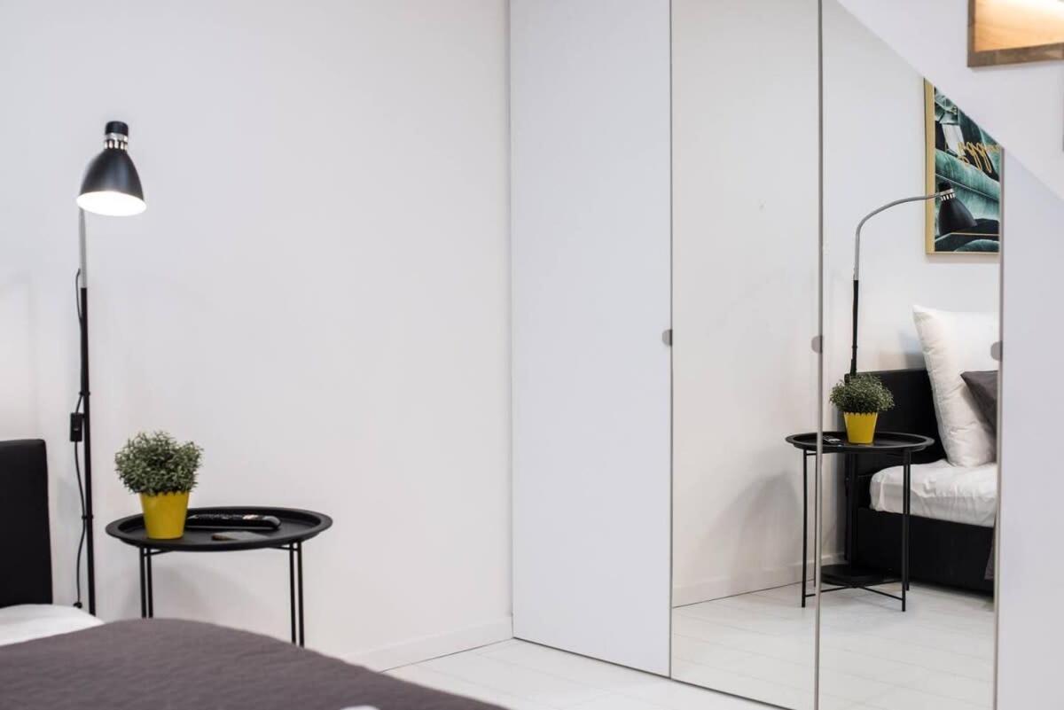 Appartement Renovated Design Close To The Danube